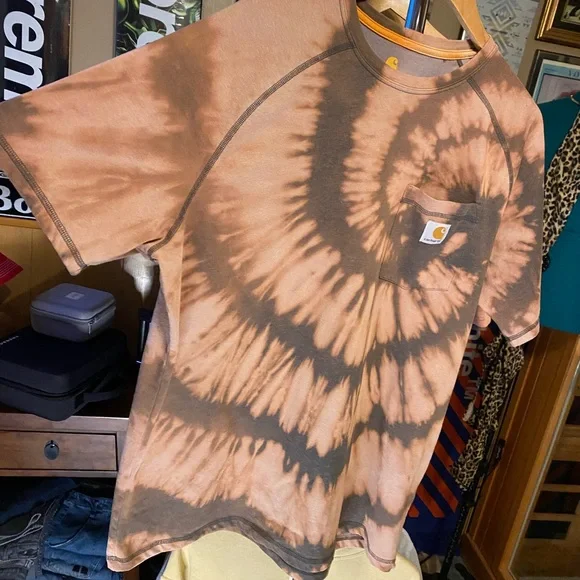 Custom one of one tie-dye Carhart extra-large force Tees - Short Sleeve